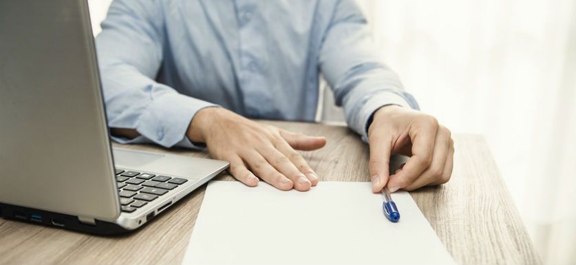 Learn about outsourcing payroll to online software.